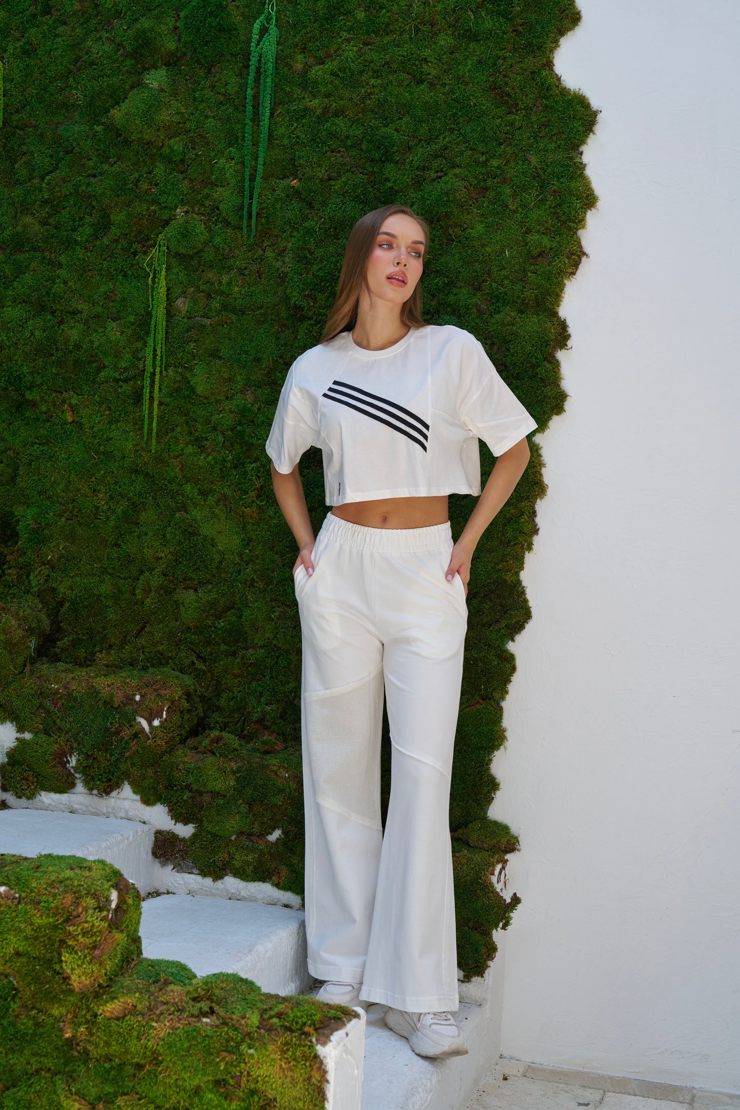 TERESITA TM3 White Joggers